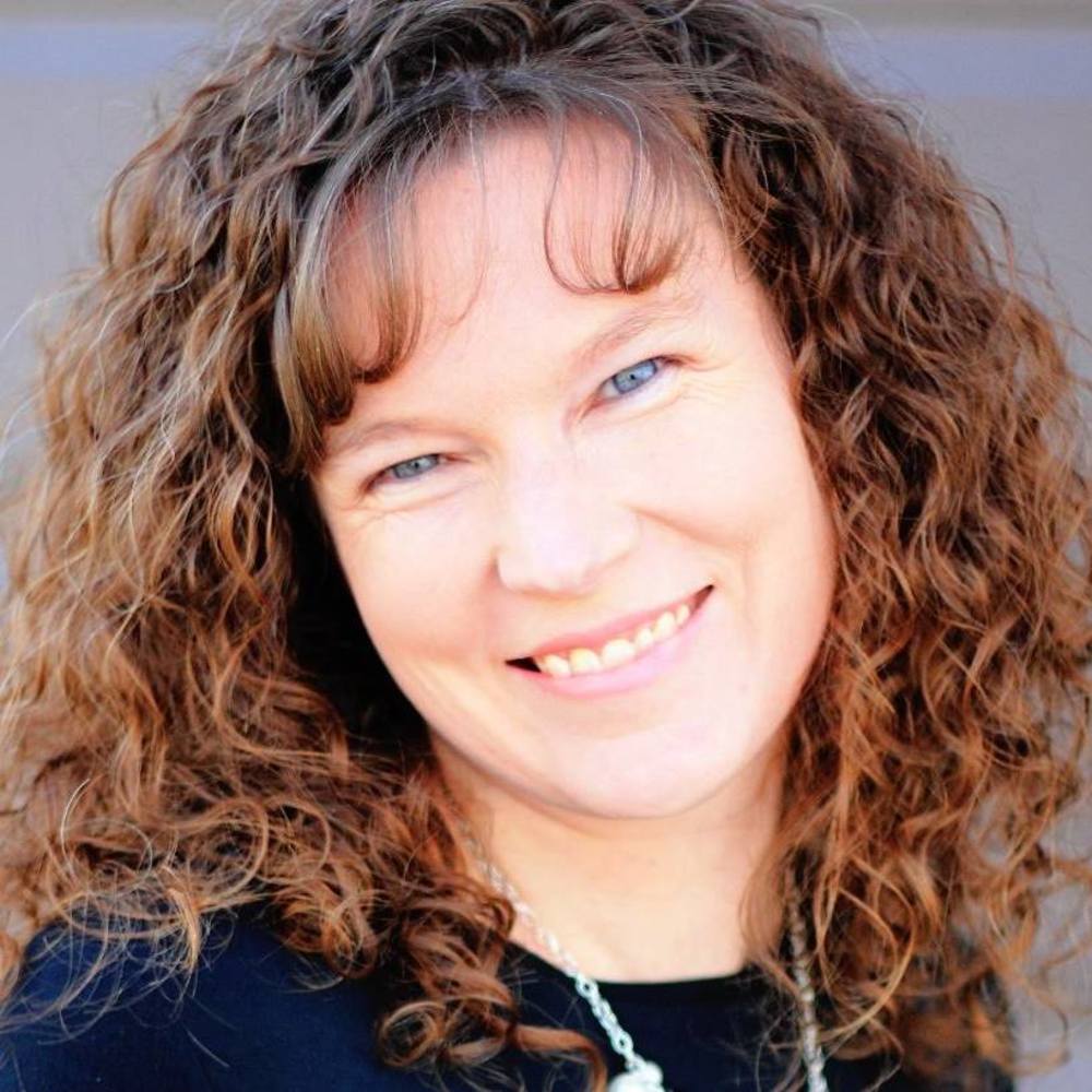 Meet your Posher, Stacy